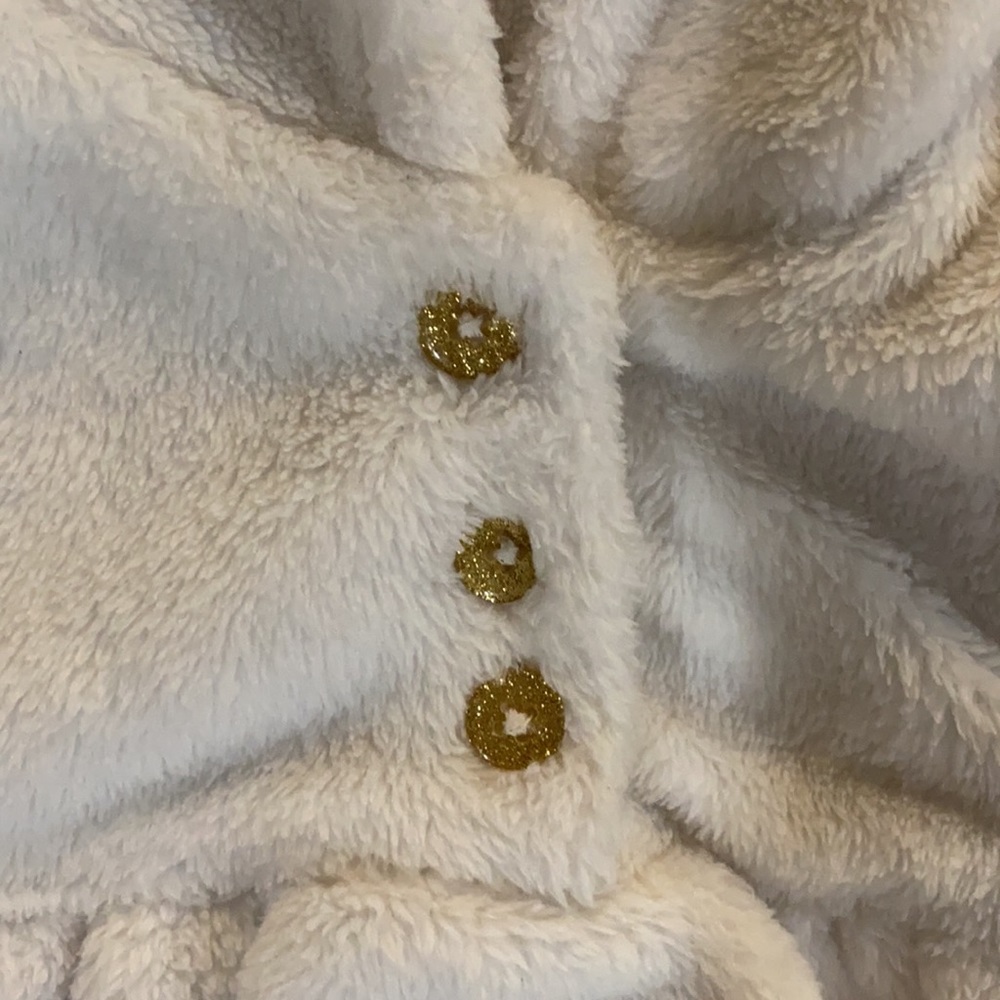Carter’s soft pullover - Picture 7 of 13